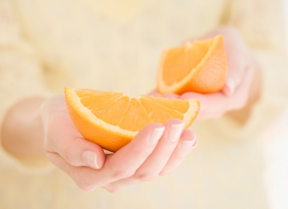 Pomorandze su dobar izvor nekih vitamina i minerala, posebno vitamina C, tiamina, folata i kalijuma. 