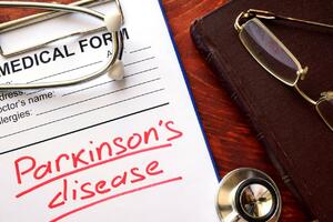 Smanjite rizik od Parkinsonove bolesti: 5 koraka koji ujedno čuvaju mozak i nerve