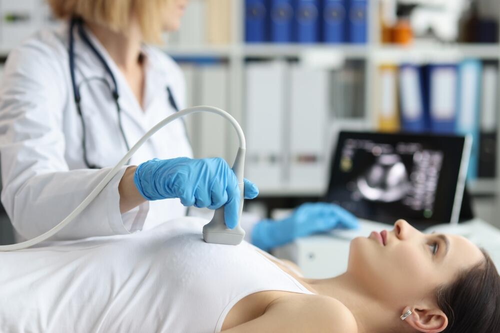 Do 40-te godine ultrazvuk dojke je veoma koristan i može da da važne informacije
