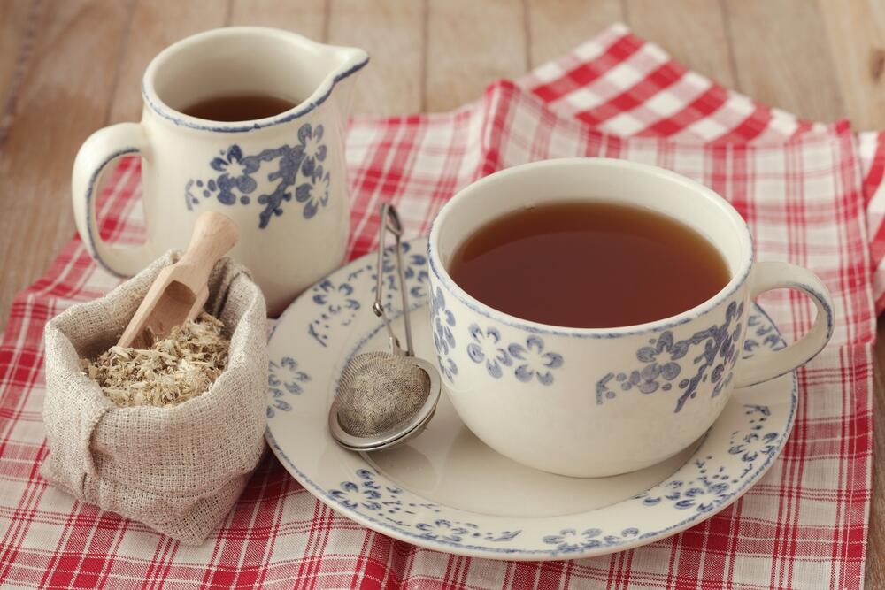 čaj od belog sleza se koristi kao terapeutsko pomoćno lekovito sredstvo u borbi protiv zapaljenja disajnih puteva.