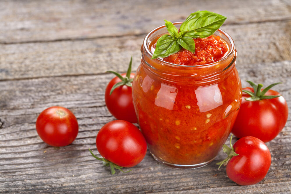 Поголемата потрошувачка на домати и производи од домати го намалува ризикот од хипертензија за 36%