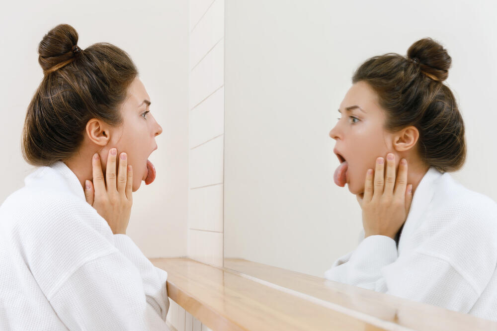 Test zdravlja koji možete da uradite ujutru u kupatilu! Samo isplazite jezik i mnogo toga ćete saznati