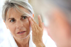Žućkaste izrasline oko očiju ukazuju na povišen holesterol: Ne ignorišite ih već odmah posetite lekara